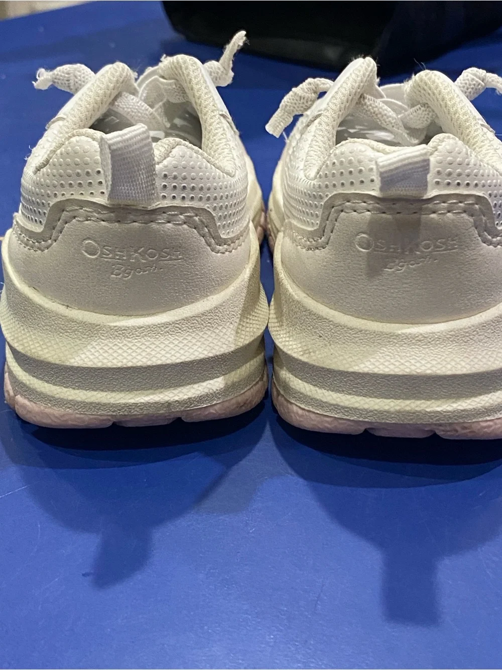 OshKosh B'gosh White Sneakers with Light Pink Soles